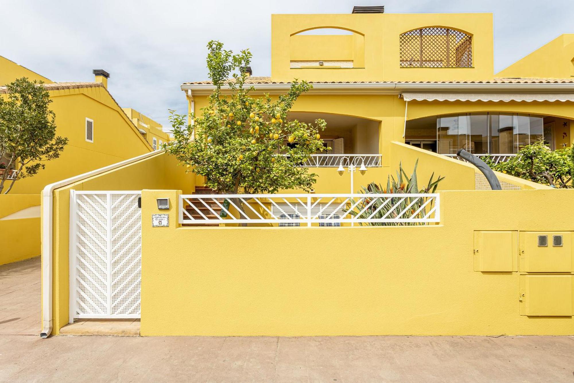 Family-Friendly Beach House Ideal For Holidays & Workers At Beach Sagunto Valencia Exteriér fotografie
